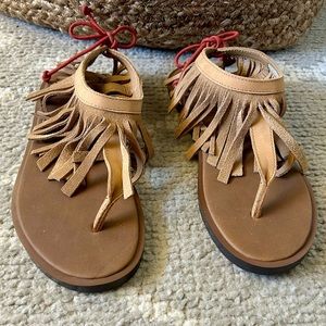 SANUK "YOGA FRINGE" WOMEN'S TOBACCO / AUBURN COLOR SANDALS SIZE US 8